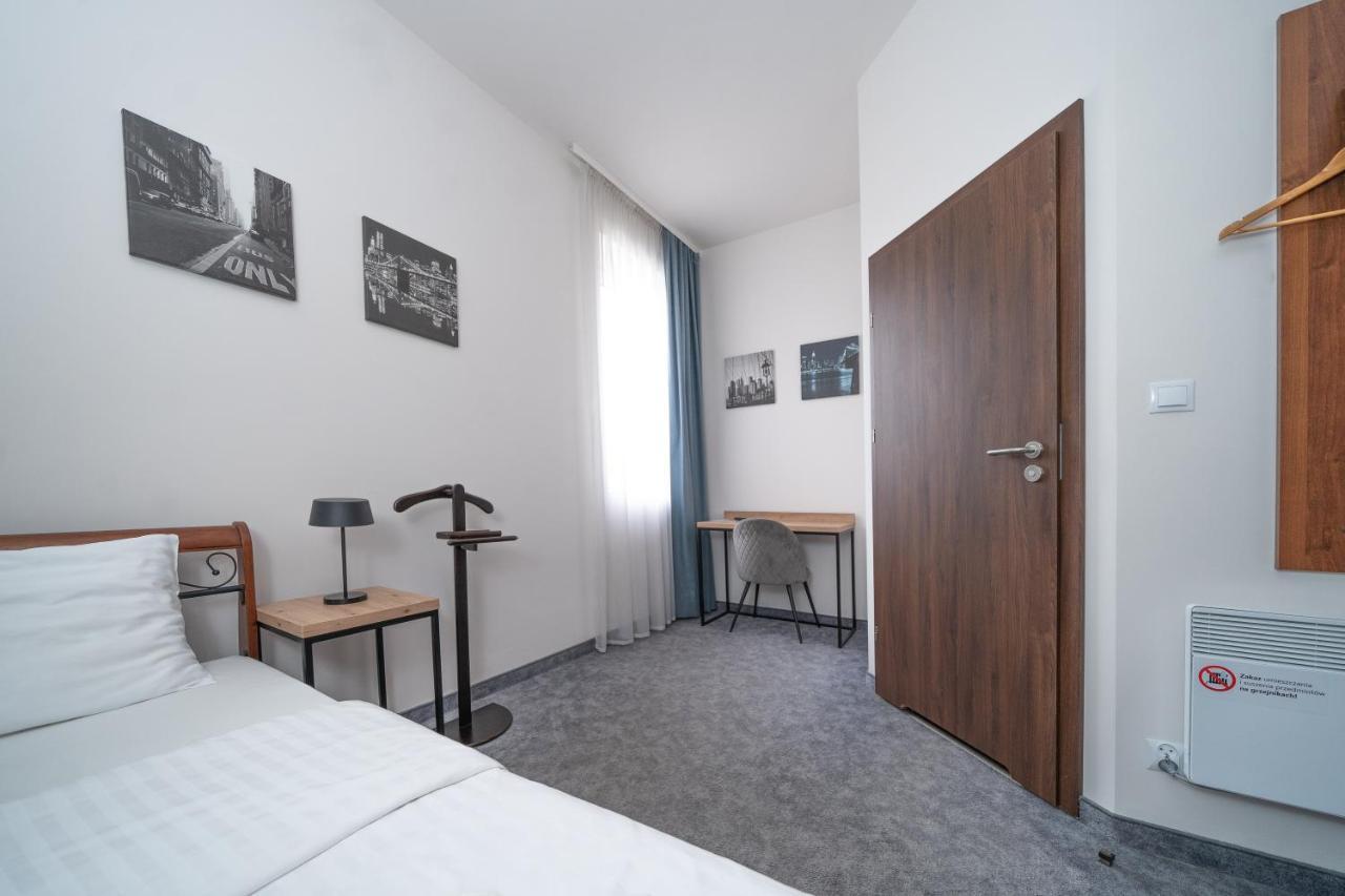 Hotel-s Kelman Nowa Sól